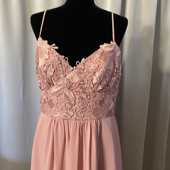 Brand New Formal - Picture 5 of 7